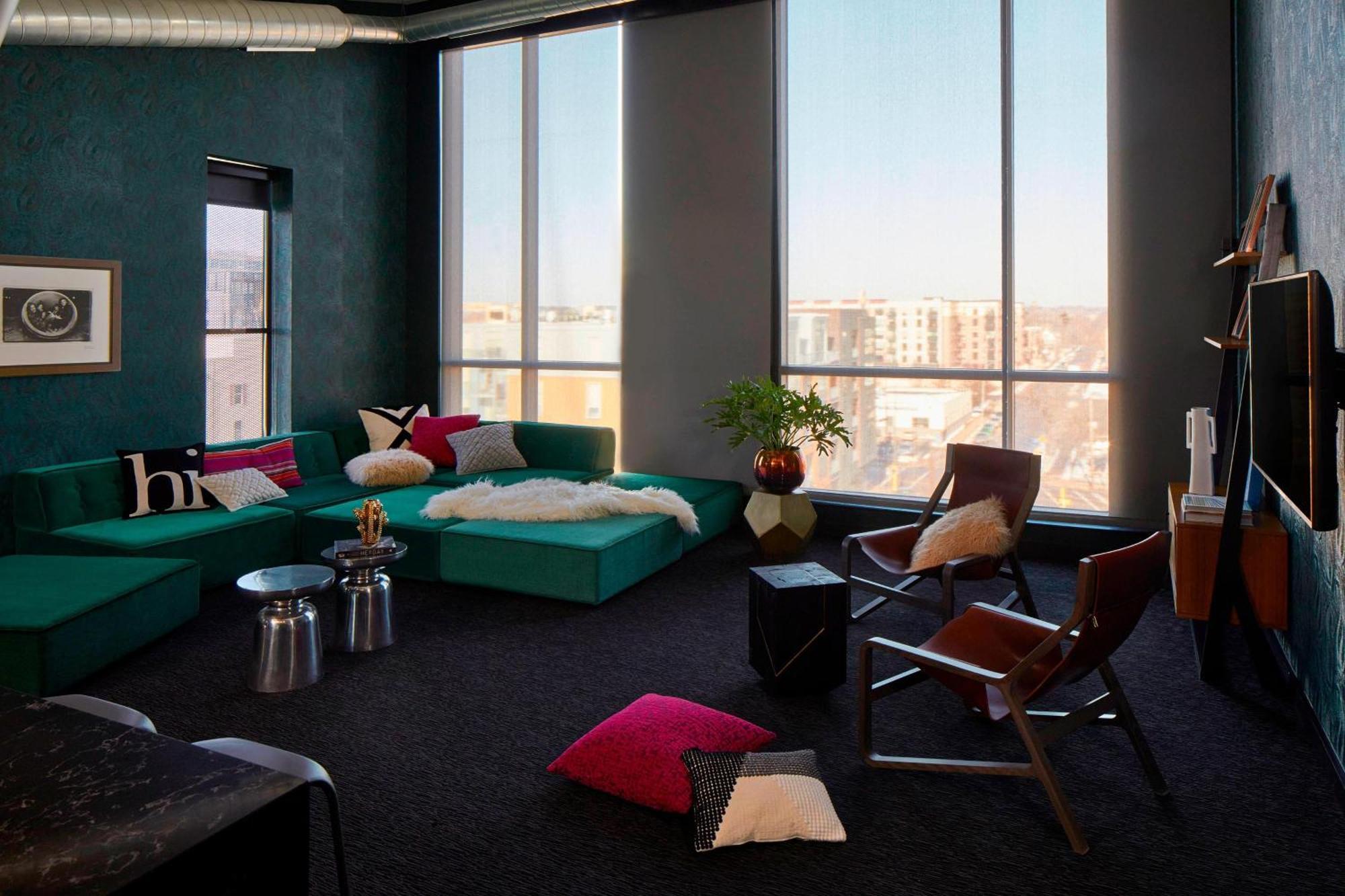 Moxy Minneapolis Uptown Eksteriør billede
