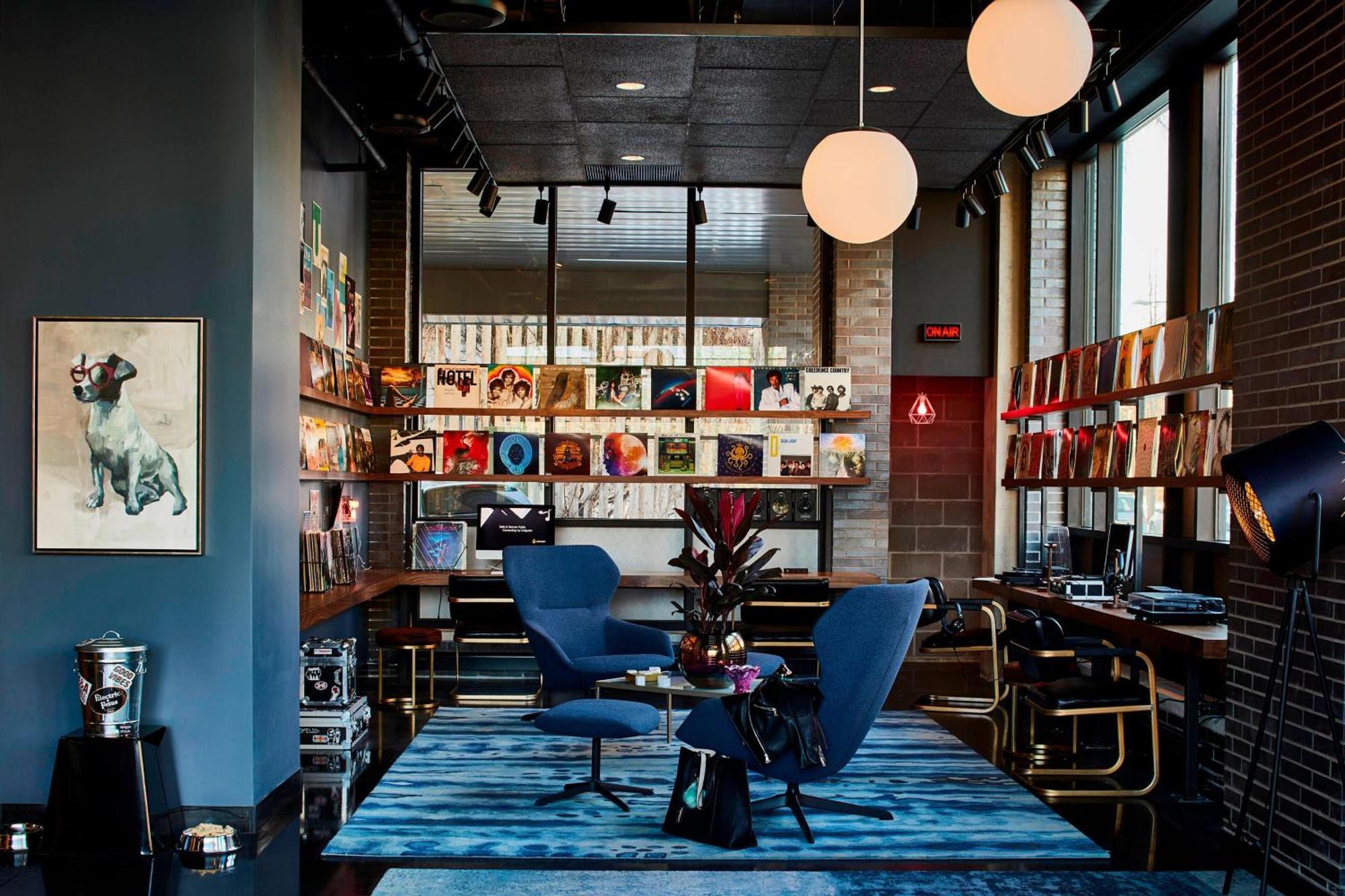 Moxy Minneapolis Uptown Eksteriør billede